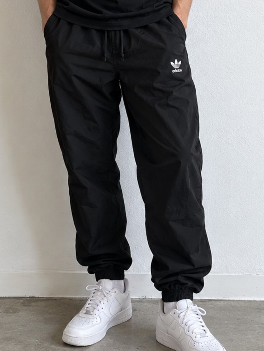 Adidas Vintage Black Nylon Track Pants Size L Blokecore Zip Leg